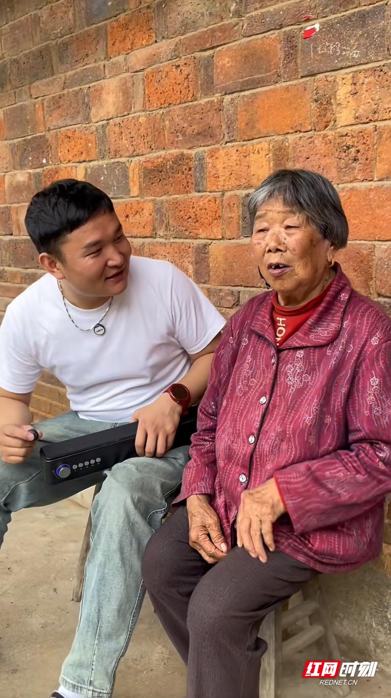 祁东帮帮团李璋：“音乐王子”以歌为炬，点亮公益暖途
